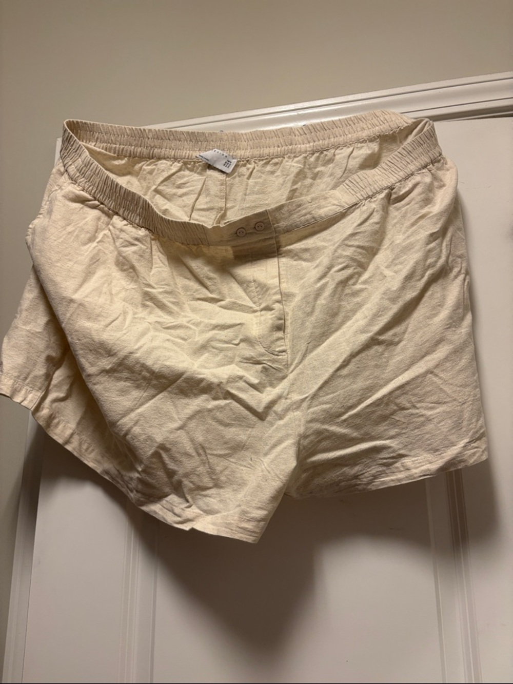Asos curve size 24w linen tan shorts with buttons